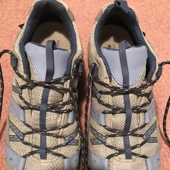 Merrell Hiking Sneakers. Only worn 2 times - Picture 2 of 6